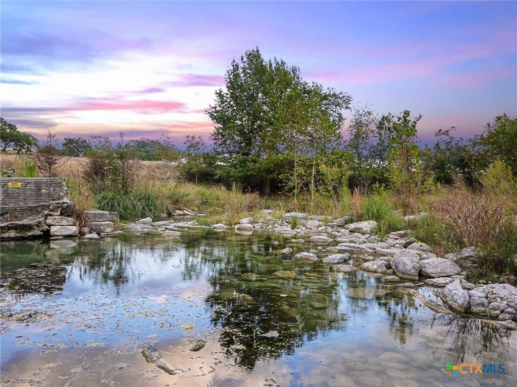 22.83 acres in Hays County gallery image 2