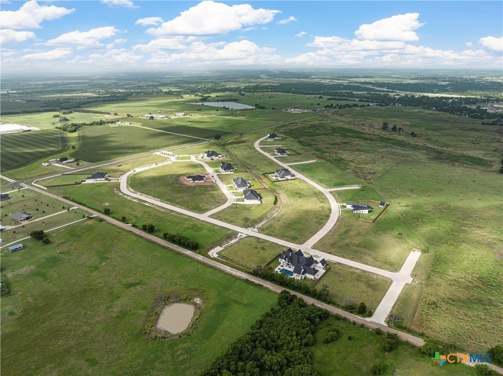 0.74 acres in McLennan County - photo 8