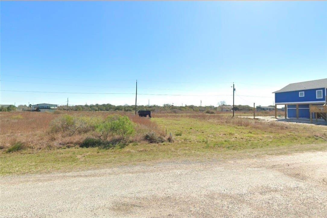 0.11 acres in Aransas County - photo 2