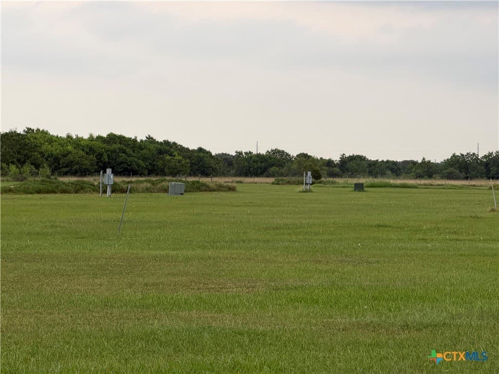 13.5 acres in Calhoun County - photo 3