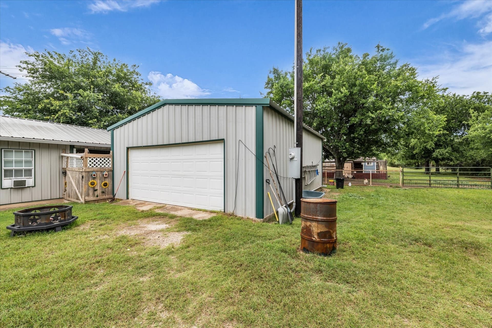 10 acres in Bosque County - photo 10