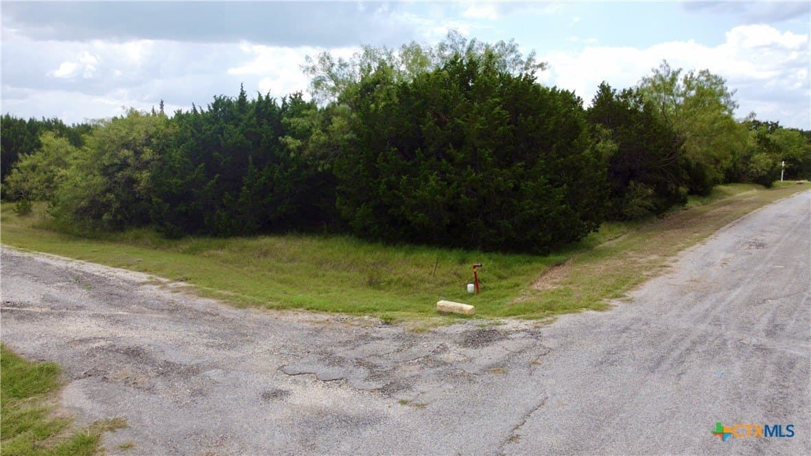 0.26 acres in Hill County gallery image 2