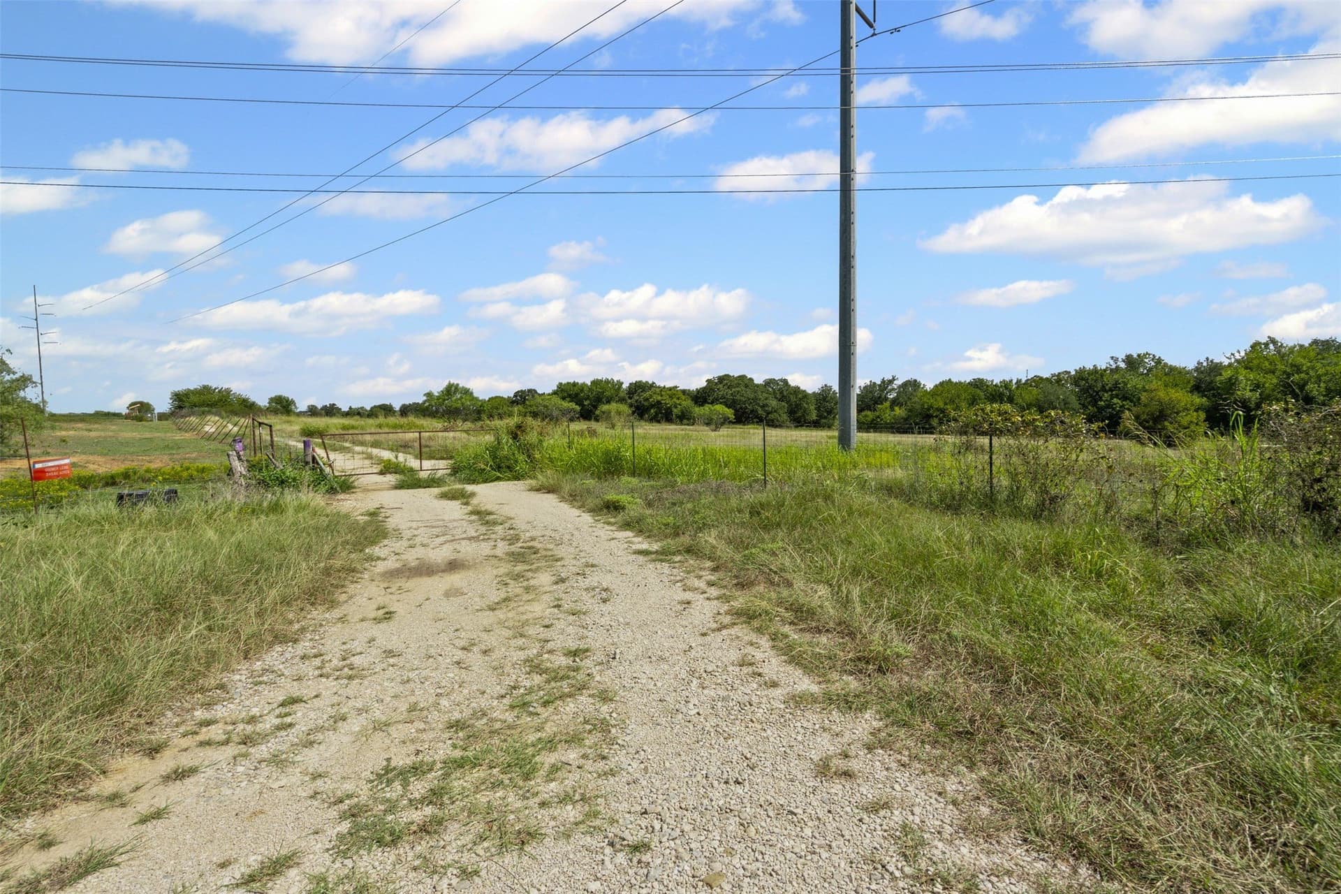 12.4 acres in Parker County gallery image 2