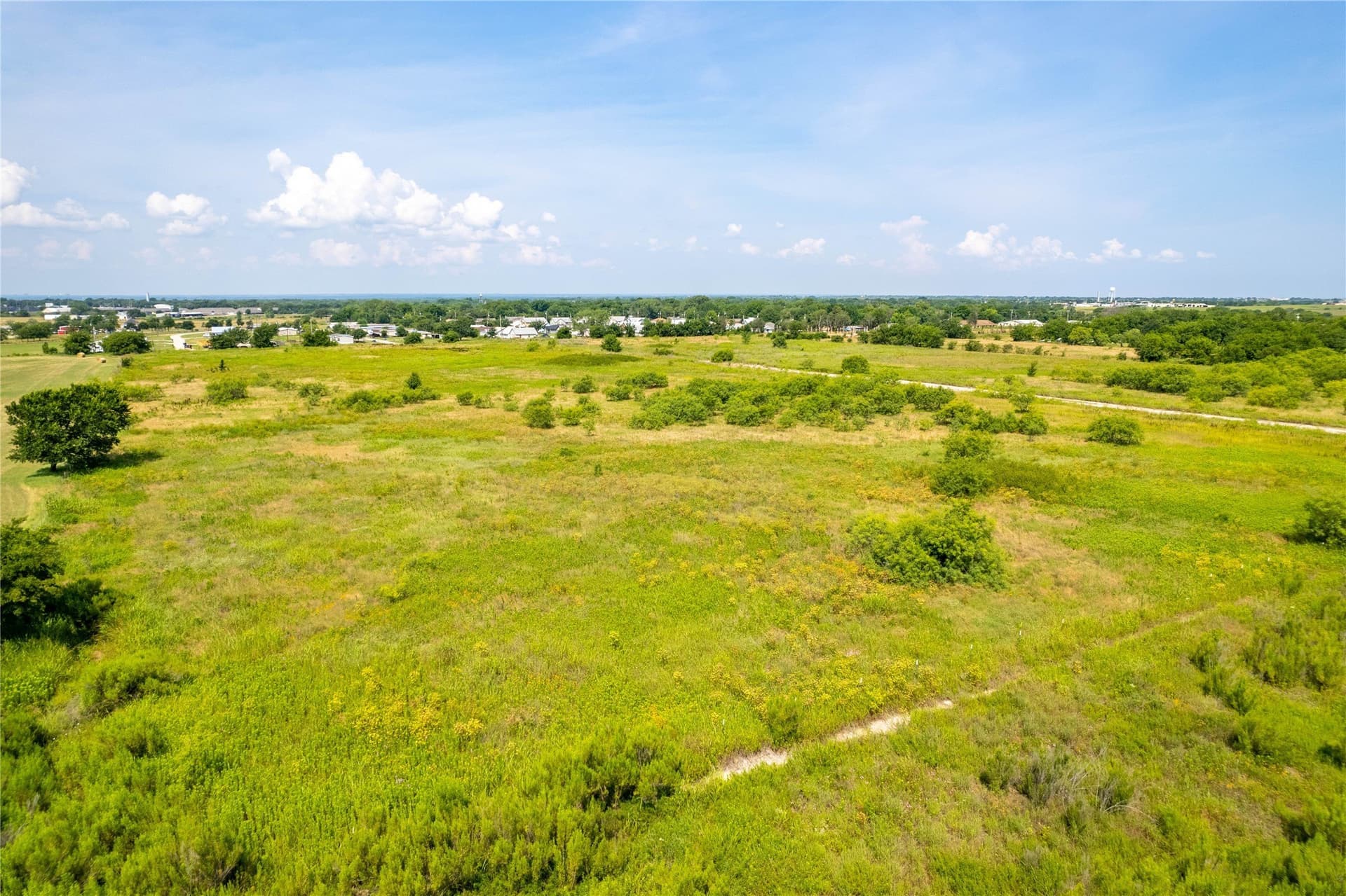 8.46 acres in Hill County - photo 4