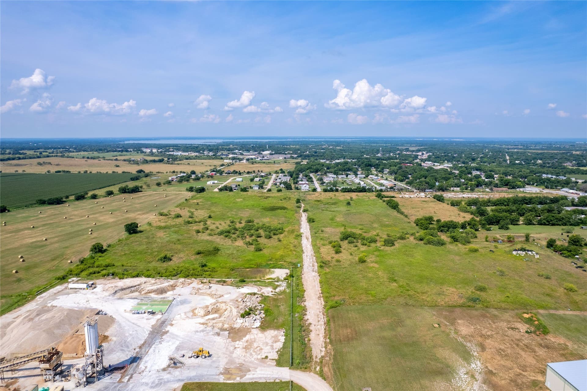 8.46 acres in Hill County - photo 2