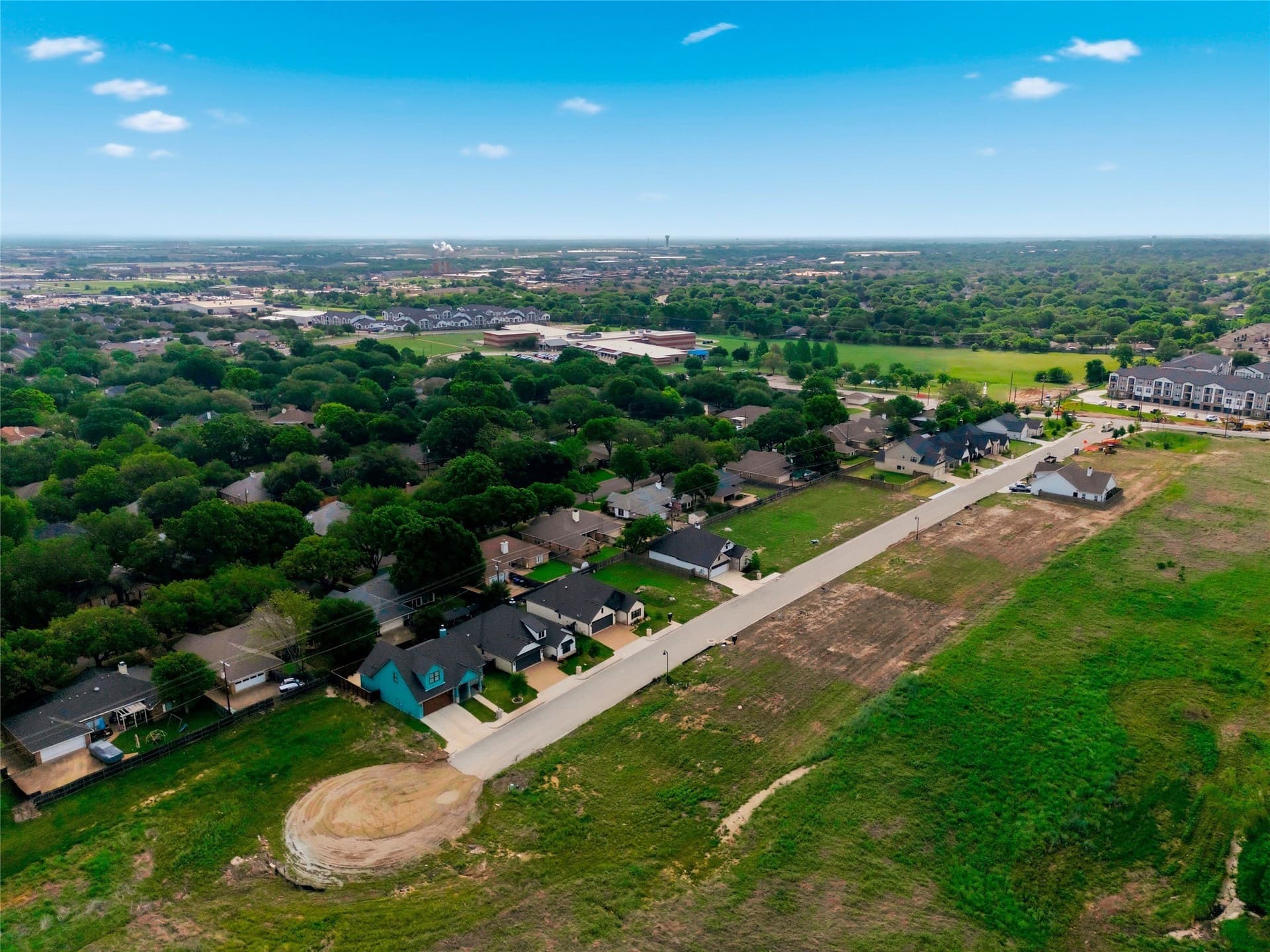 0.1 acres in McLennan County - photo 8