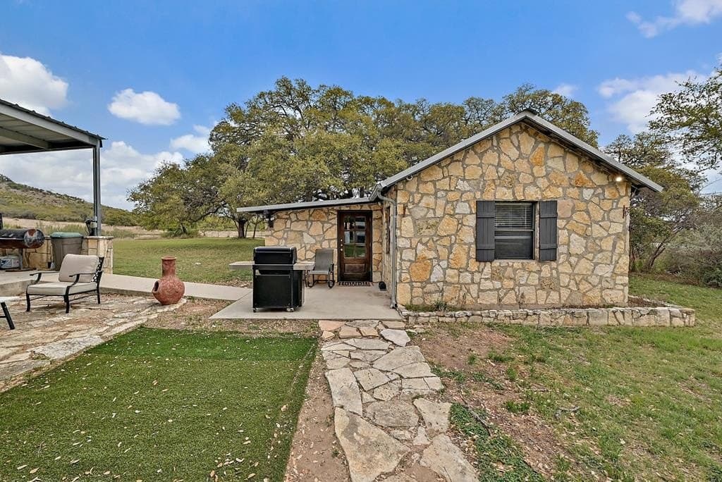 25.39 acres in Blanco County - photo 8