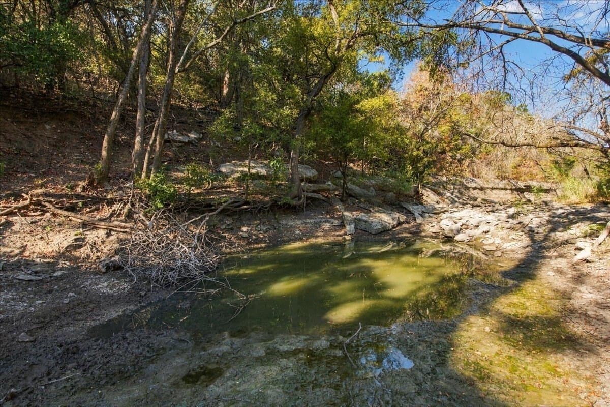 25.92 acres in Bosque County - photo 25