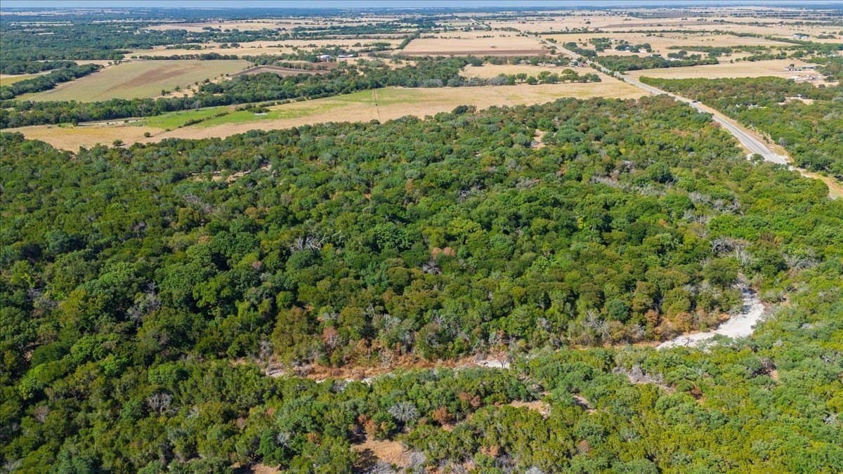 25.92 acres in Bosque County - photo 13