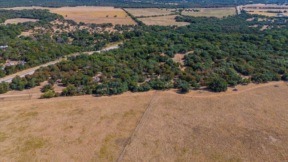 25.92 acres in Bosque County - photo 17