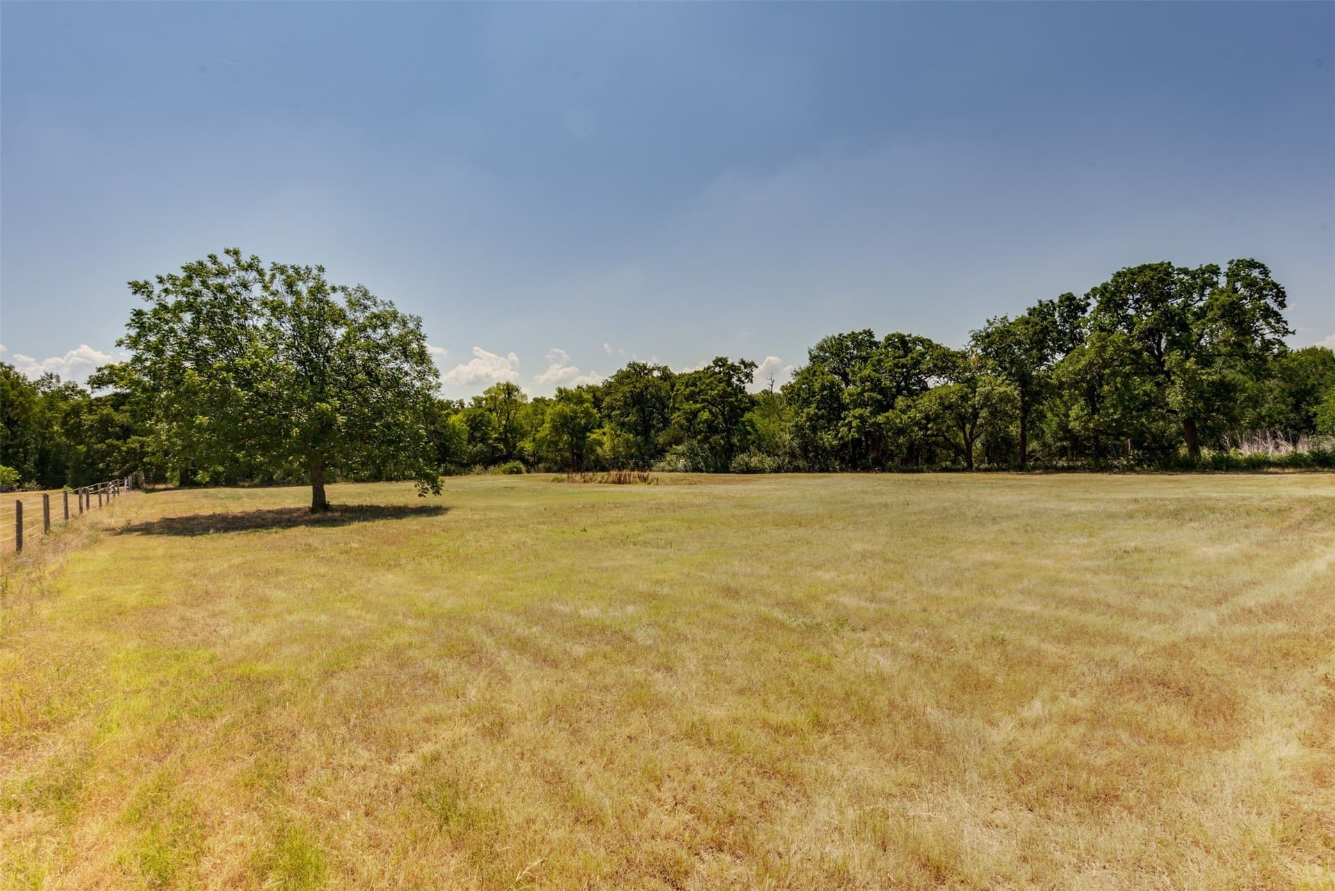 8.93 acres in Tarrant County - photo 14