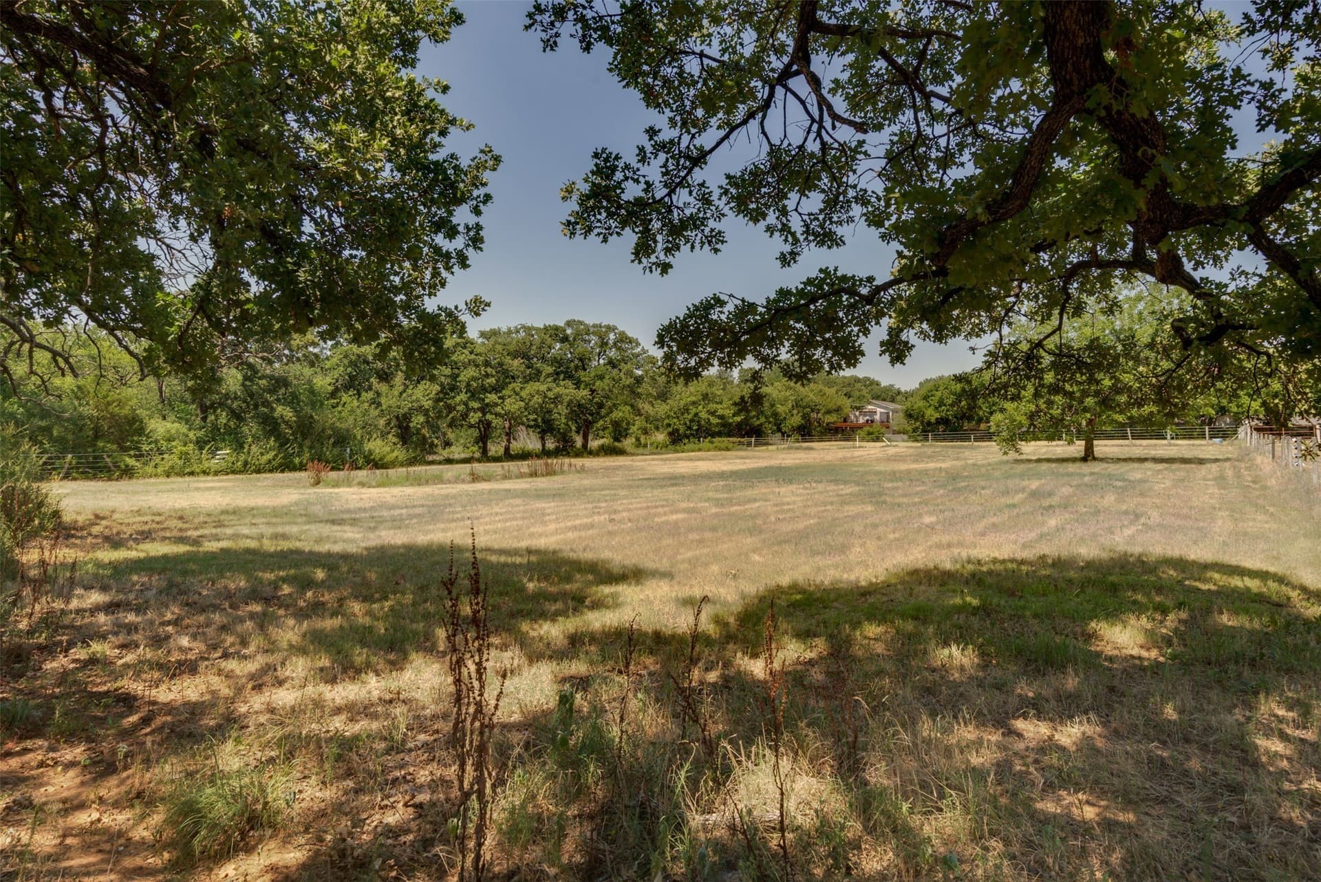 8.93 acres in Tarrant County - photo 9