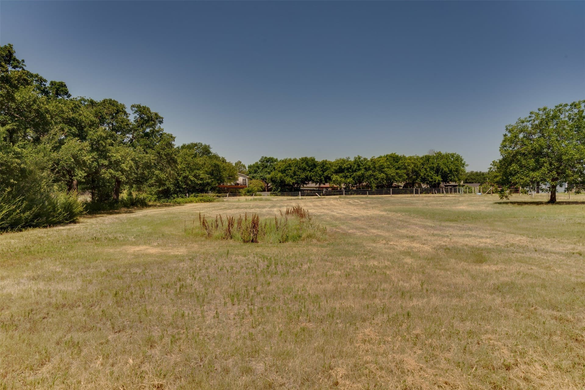 8.93 acres in Tarrant County - photo 10