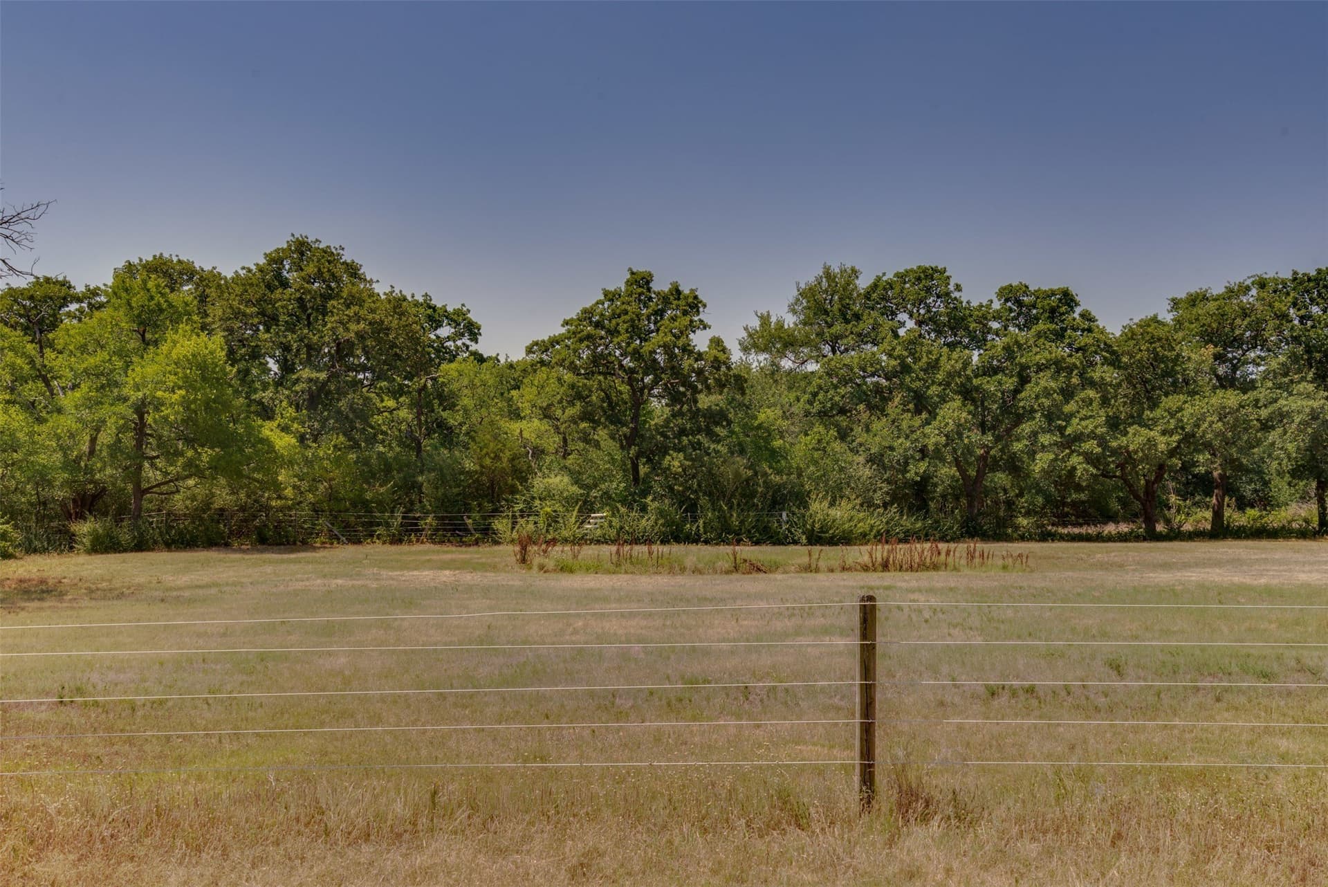 8.93 acres in Tarrant County - photo 7
