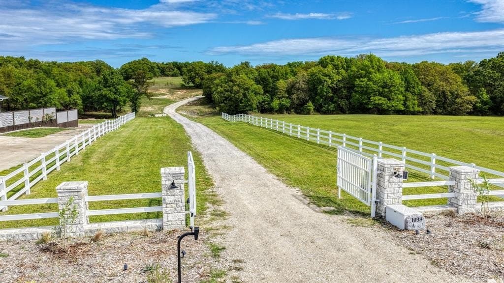 12.95 acres in Parker County gallery image 2