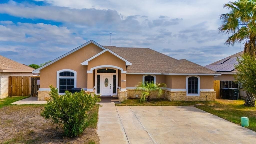 6,686 acres in Maverick County