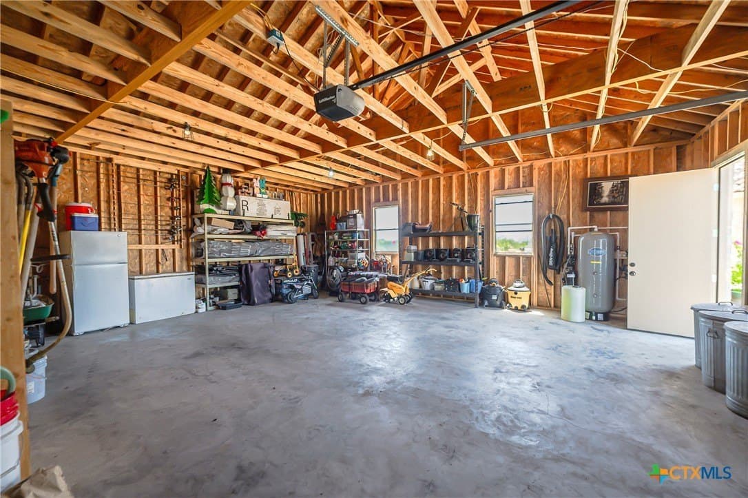 20 acres in Bee County - photo 38