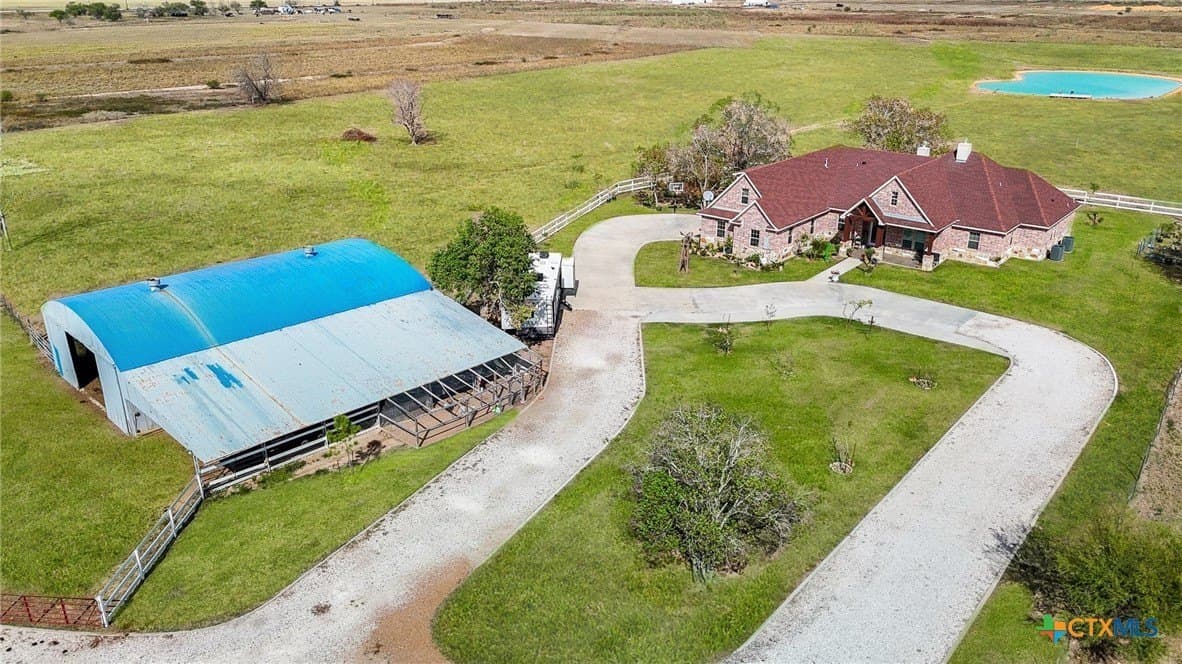 16.14 acres in Colorado County - photo 4