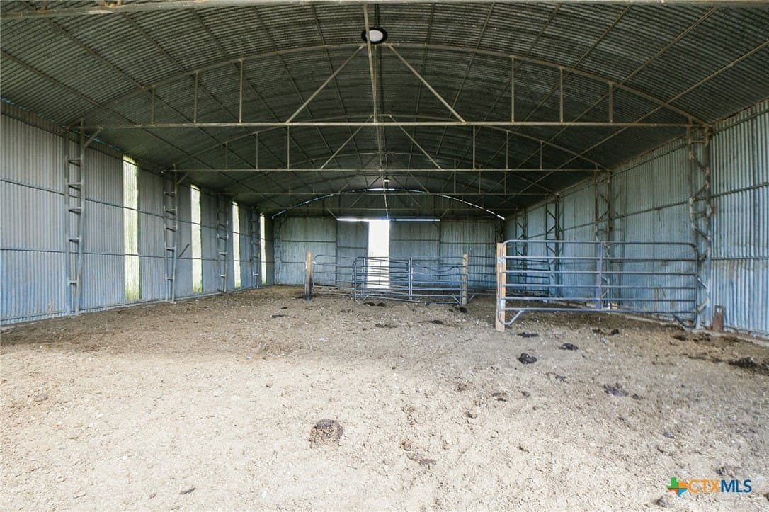 16.14 acres in Colorado County - photo 14