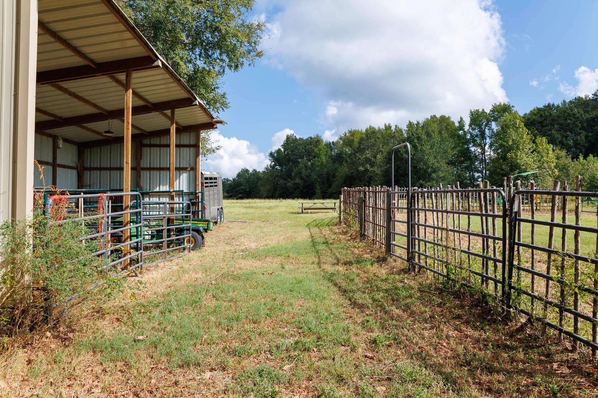 18.72 acres in Henderson County - photo 10