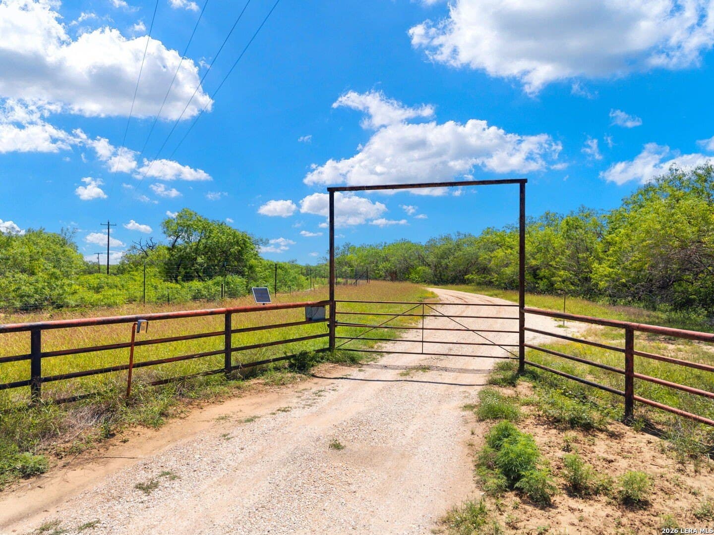 16.27 acres in Atascosa County gallery image 2
