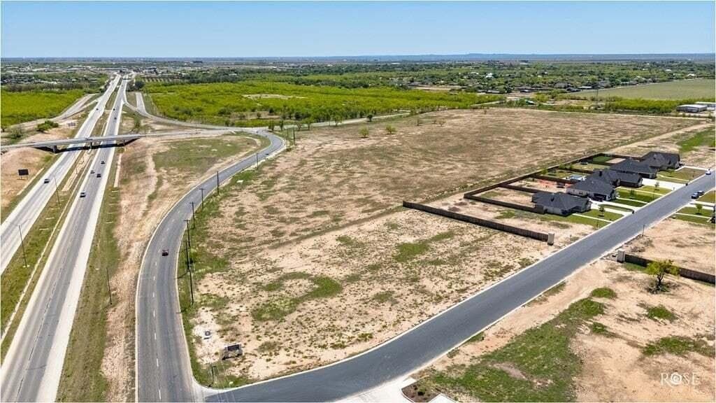 2.05 acres in Tom Green County gallery image 2