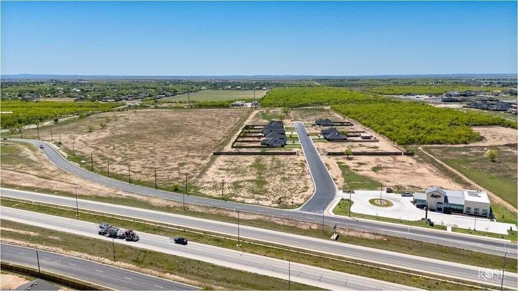 2.05 acres in Tom Green County gallery image 3