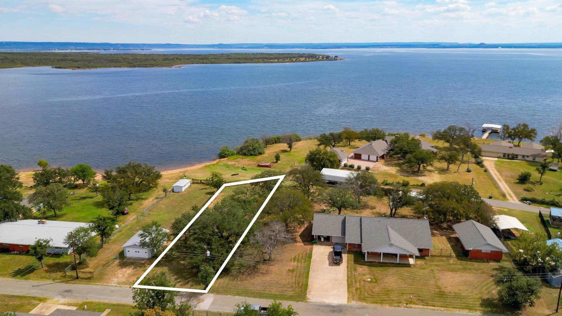0.25 acres in Llano County - photo 6