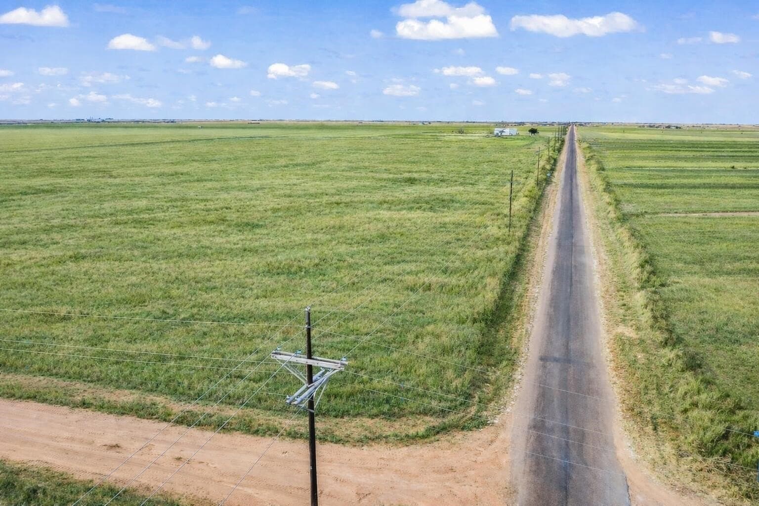 10 acres in Lubbock County - photo 6