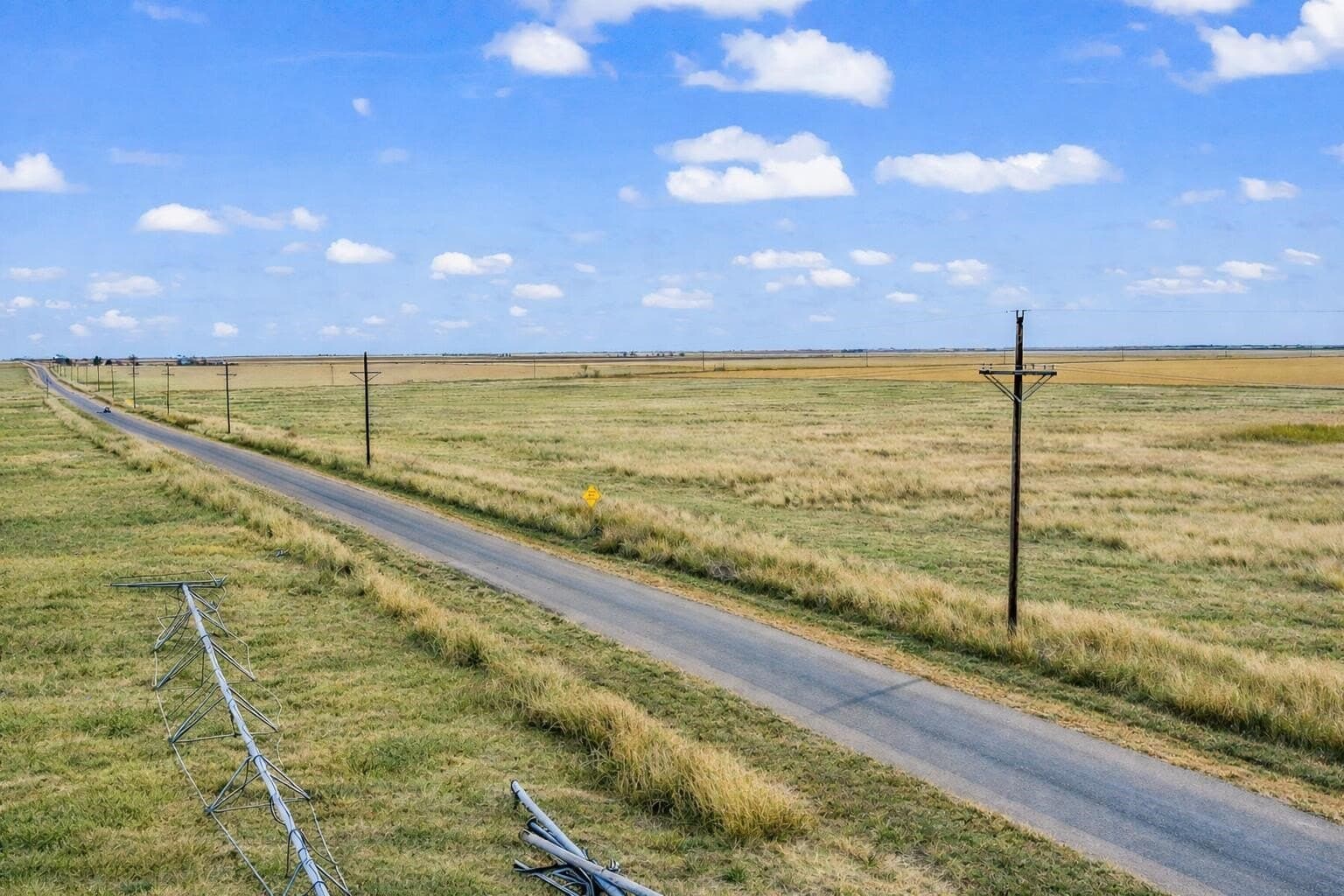 10 acres in Lubbock County - photo 3
