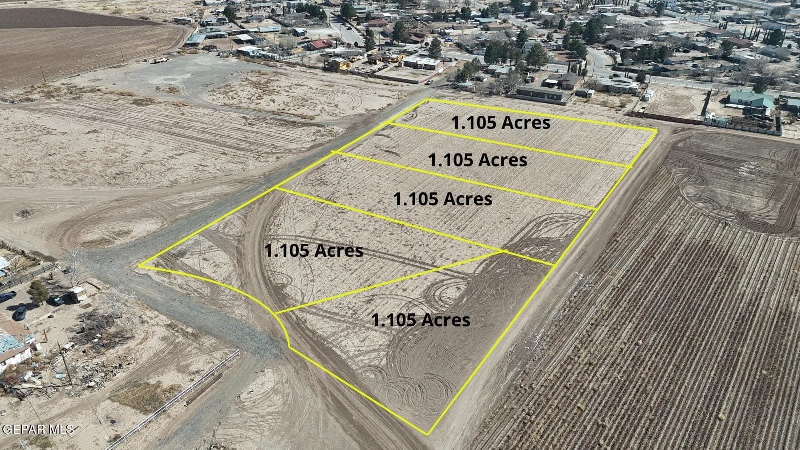 1.05 acres in El Paso County gallery image 2
