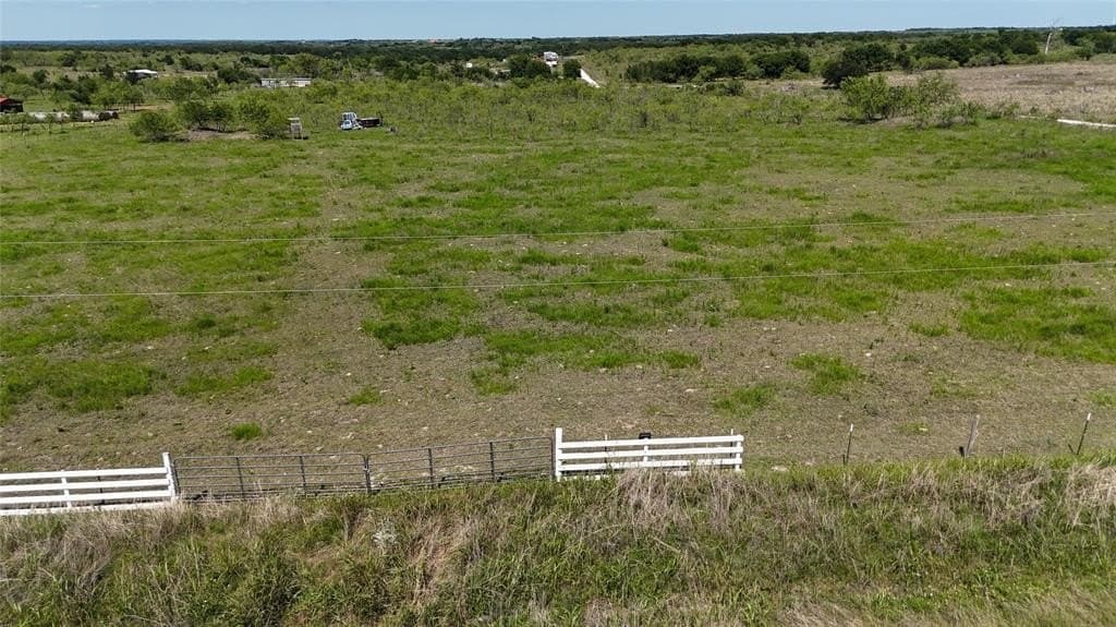 10.02 acres in Hill County gallery image 2