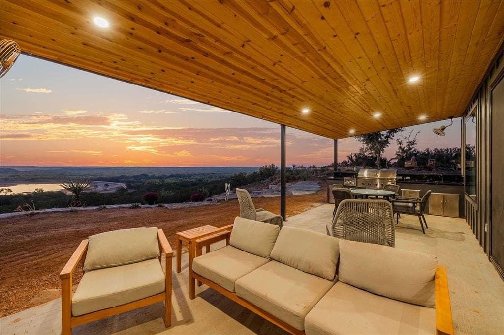 420 acres in Coleman County gallery image 4