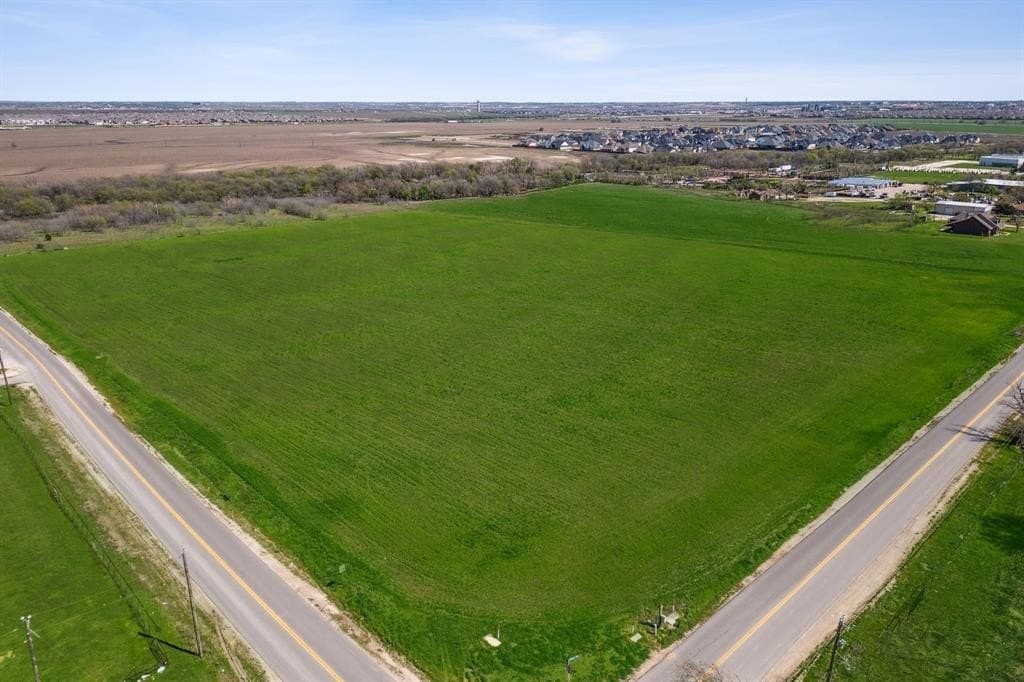 11.8 acres in Collin County gallery image 4
