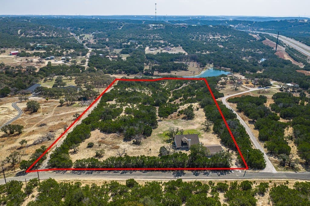 10 acres in Kerr County - photo 2