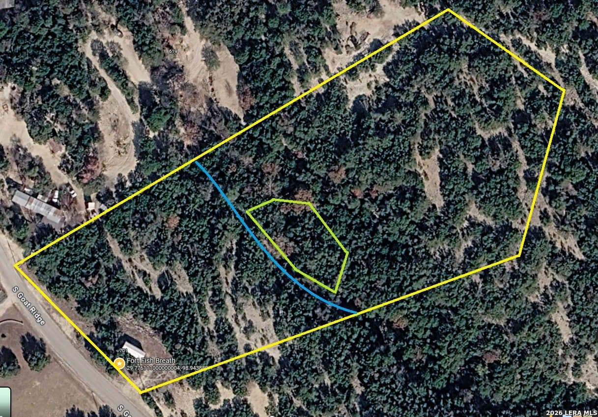 5 acres in Bandera County gallery image 3