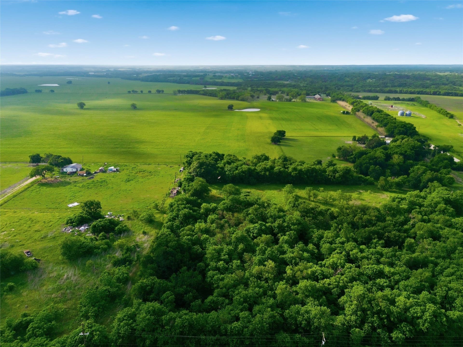 1.02 acres in Falls County gallery image 4