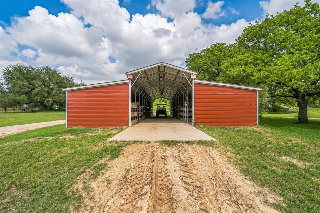 10.83 acres in Erath County gallery image 3