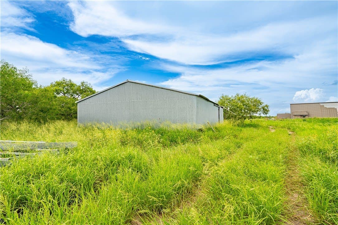19.85 acres in Kleberg County - photo 10
