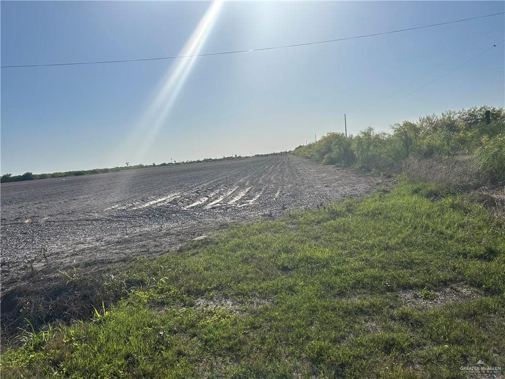 20 acres in Cameron County