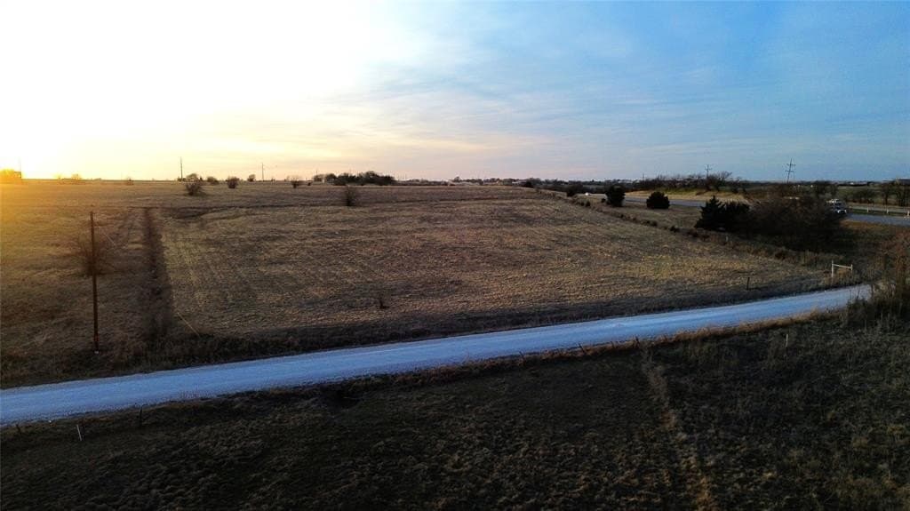 3.71 acres in Cooke County gallery image 3