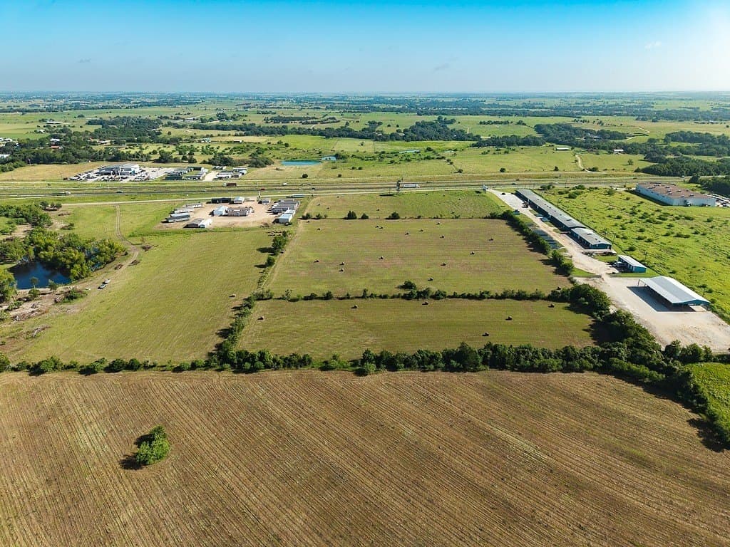 22.55 acres in Fayette County - photo 9