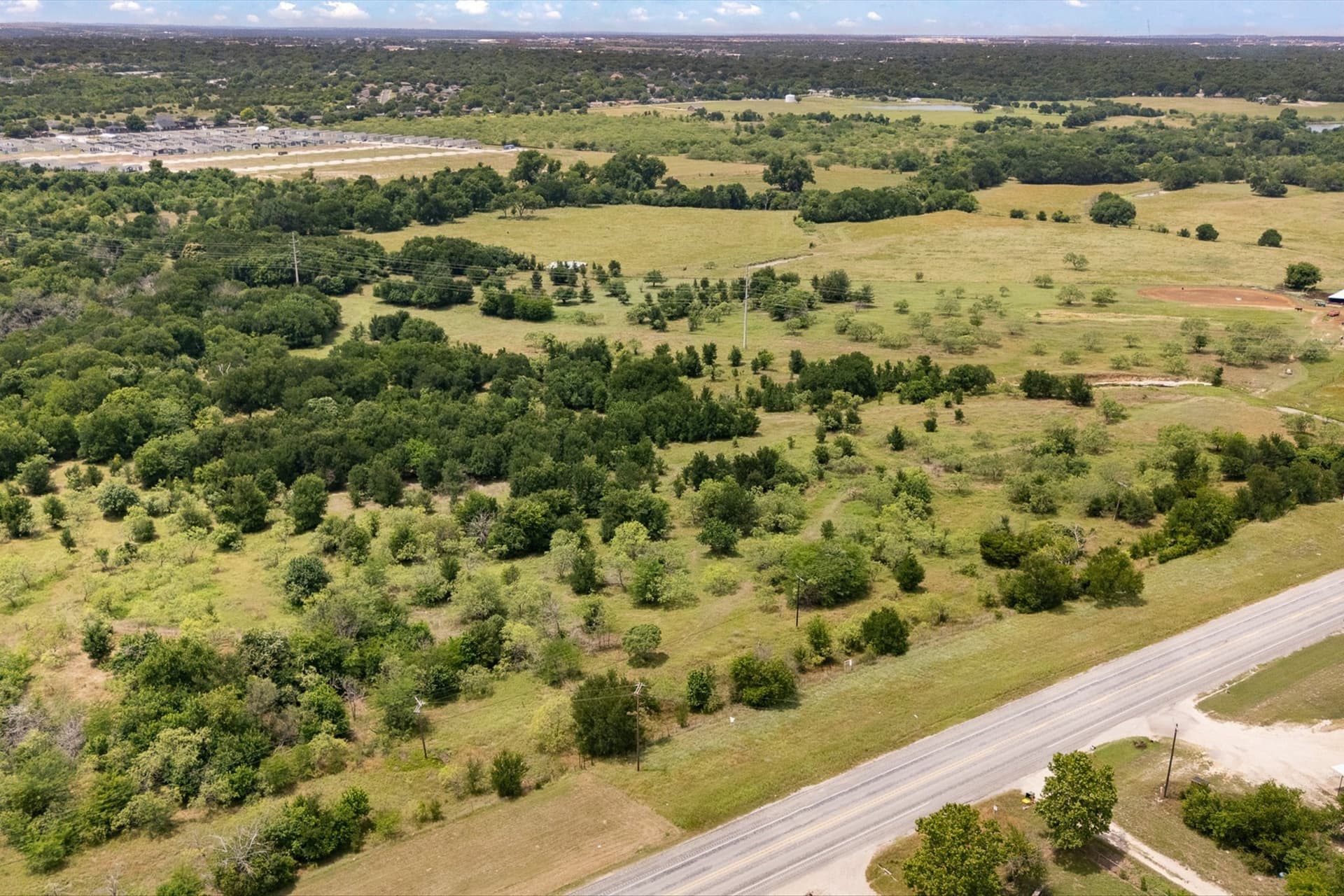 2 acres in Johnson County gallery image 3