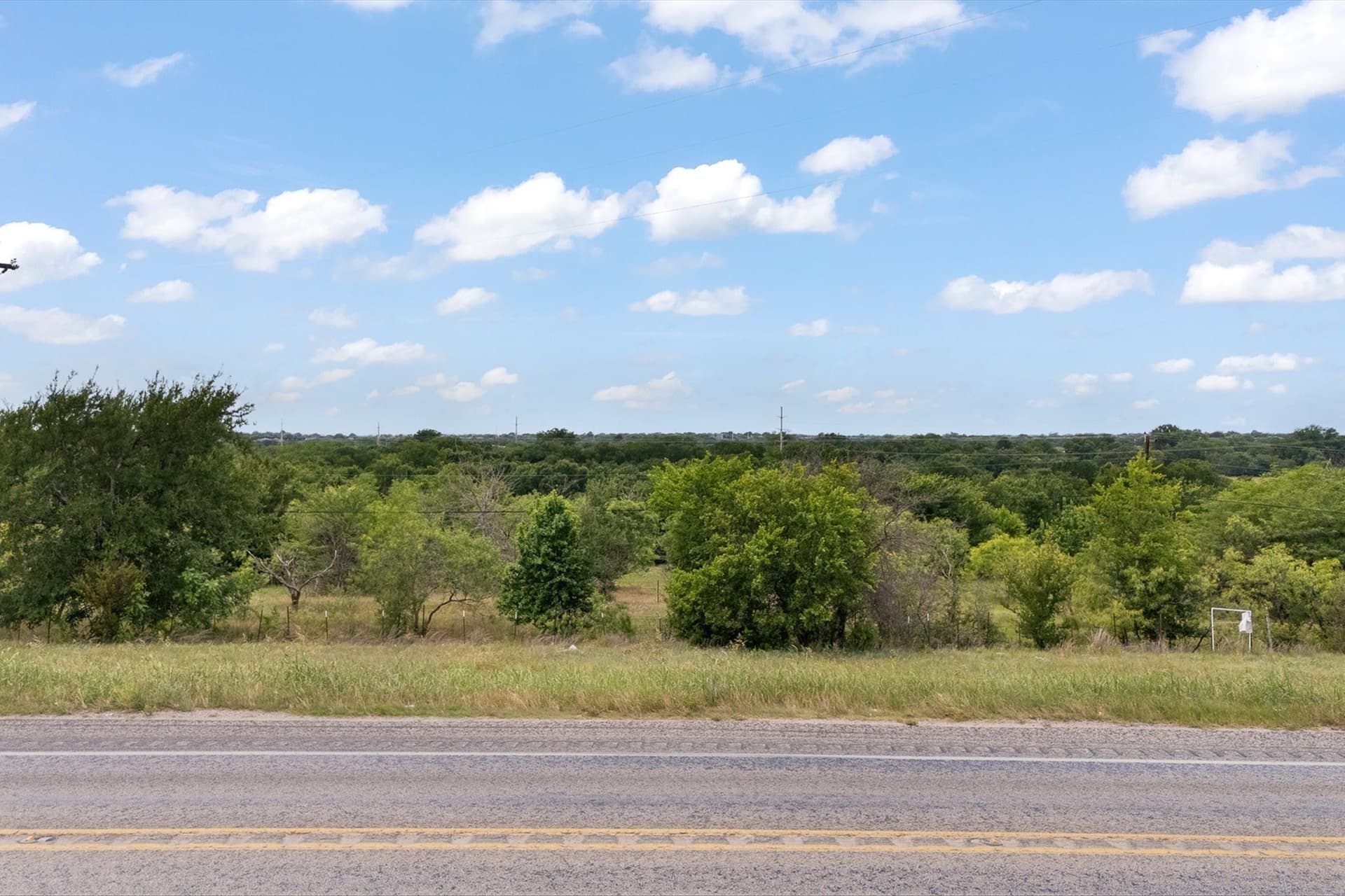 2 acres in Johnson County gallery image 2