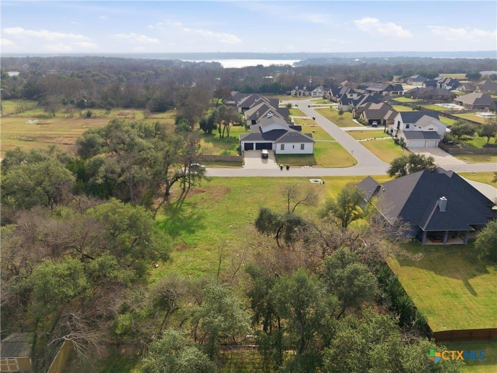 0.55 acres in Bell County - photo 9