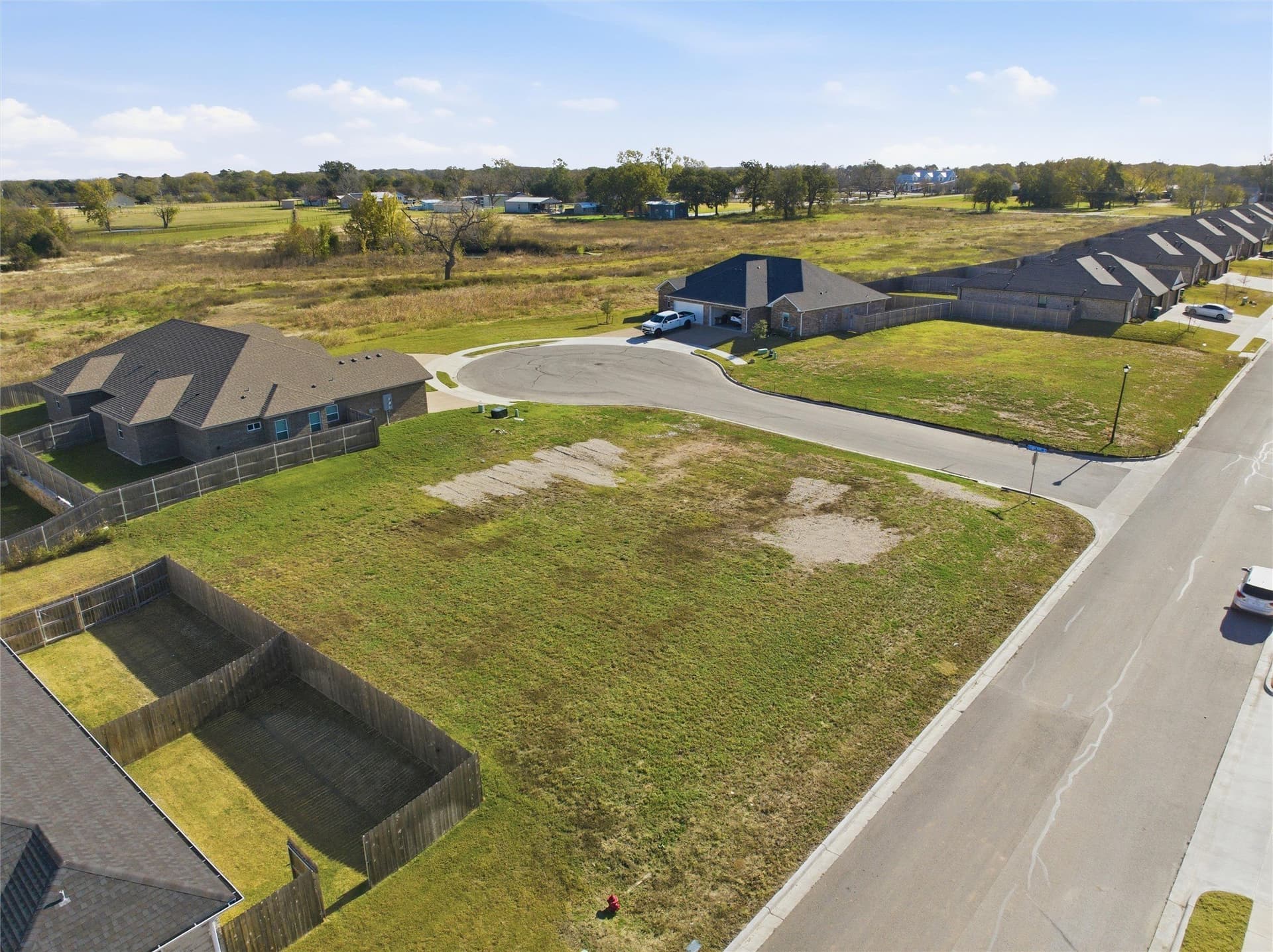 0.3 acres in McLennan County - photo 2