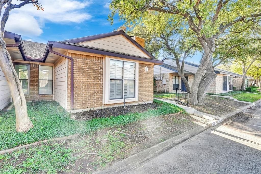 11.74 acres in Dallas County gallery image 2