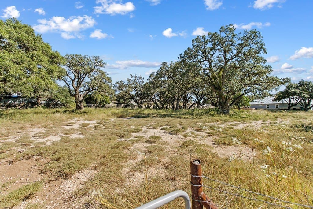 0.51 acres in Blanco County gallery image 3