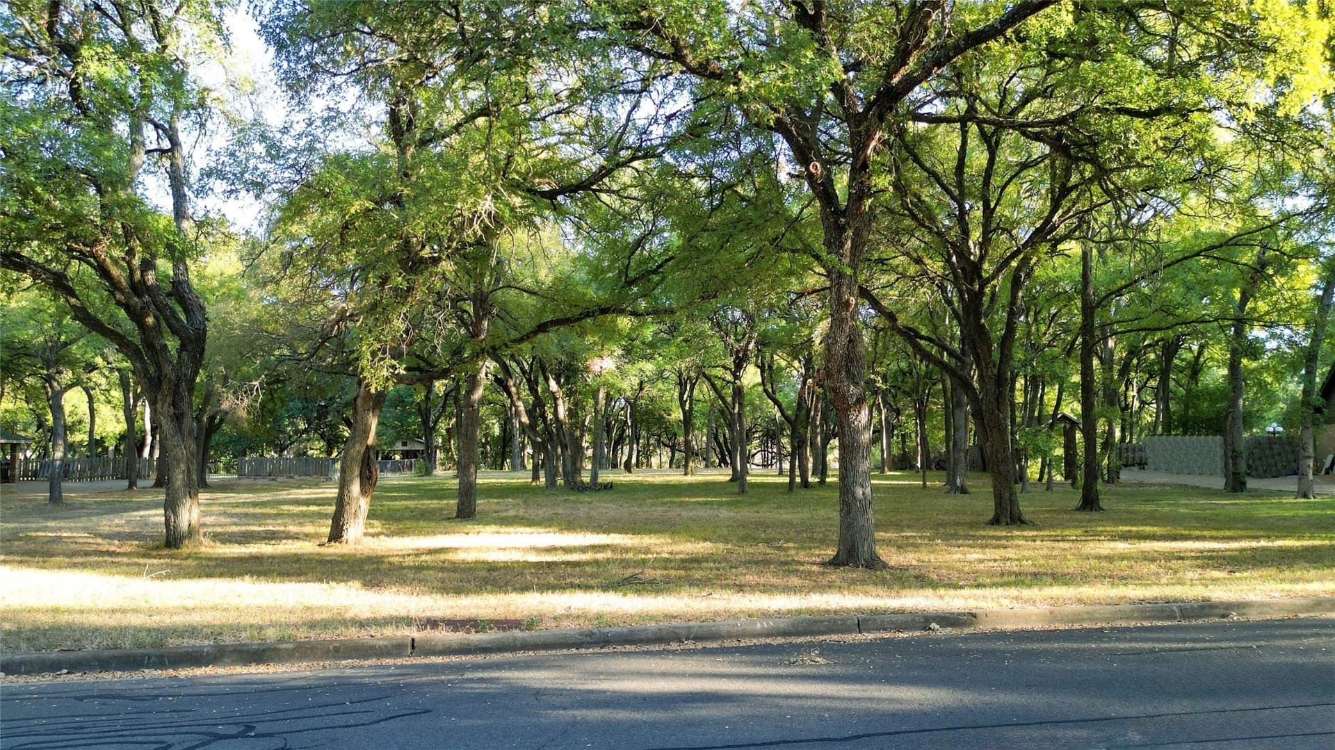 1.38 acres in McLennan County - photo 5