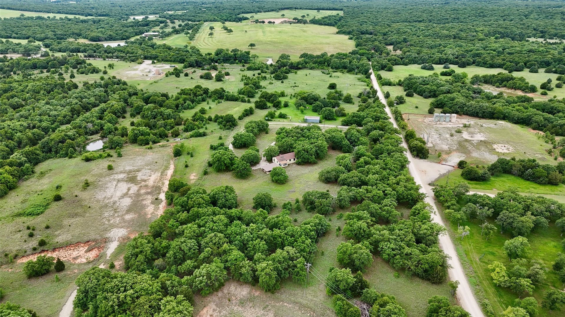 25 acres in Montague County - photo 4